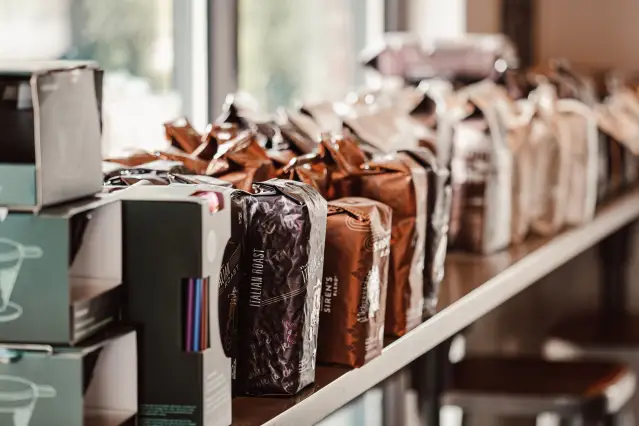Solving Tea and Coffee Box Production Challenges with a Two-Piece Folding and Gluing Machine